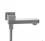 Гусак КВАДРАТНЫЙ встроенный поворотный KERN хром